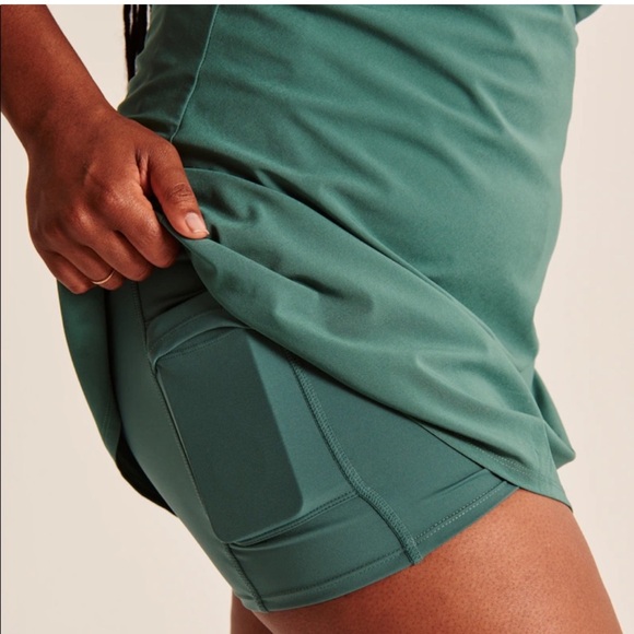 Abercrombie & Fitch Traveler Mini Dress - Picture 2 of 5